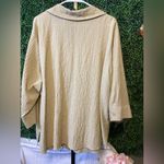 White Stag  Women’s Size  Button Down Shirt With 3/4 Length Sleeves Photo 1