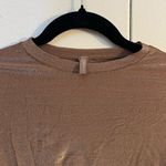 SKIMS  Shimmer Cropped T-Shirt Photo 2