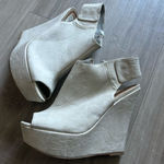 Qupid Hitch Moda Neutral Wedge Heels | Size 8 | Versatile & Fashionable Photo 1