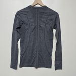 Lululemon Swiftly Tech Long Sleeve Crew Sz 6 Gray Thumbholes Running Hiking Gray Photo 3