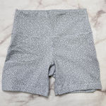Lululemon Wunder Train Biker Shorts Size 8 High Rise Gray Leopard Daisy 6" Photo 0