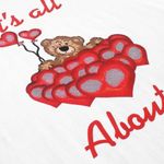 MARKET All About Us T Photo 1