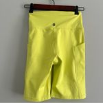 FIGS NWT NEW  Performance Biker Shorts with Pockets Photo 1