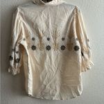 Democracy Women's Beige Embroidered Button Down Shirt S Photo 2