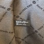 Michael Kors Set Photo 11