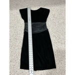 Womans Jennifer Moore Petites Black Velvet Size 2 Knee Length Low Back Dress Photo 5