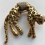 Vintage Leopard/Cheetah Rhinestone Pin Gold Black Brooch Arch Back Tail moves Photo 0