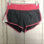 SO  Athletic Juniors Shorts Sz S Photo 12