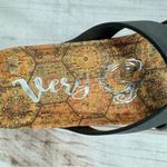 Very G Black Metallic Crisscross Strappy Sandals Contoured Footbed NEW Photo 4