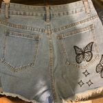SheIn Butterfly Shorts Photo 1