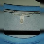 Victoria's Secret Victoria Secret Top size medium.  LTOP265 Photo 2