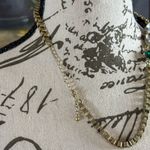 Elegant Green and Gold Necklace Photo 2