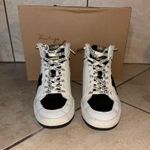 Vintage Havana  High-Top Sneakers Photo 1