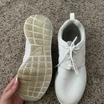 Nike White Sneakers Photo 3