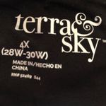 Terra & Sky  Biker Shorts Size 4X 28W-30W Polyester Spandex Pull On  Womens NWOT Photo 5