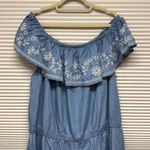 Boutique Plus NWT Blue Chambray Off Photo 1