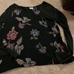 Kaileigh  black floral blouse small Photo 3