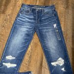 American Eagle NWT HI-RISE GIRLFRIEND TALL JEANS MED WASH BUTTON FLY STRETCH Photo 4