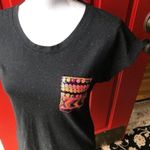 Daytrip Fluorescent sequined Tee Photo 3