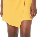 BCBGMAXAZRIA  Golden Yellow Mock Wrap Dress Size 6 SKU#C24395 Photo 14