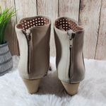 Jeffrey Campbell VINTAGE BY Women's 9 Tan Solid Caged, Open Toe, Retain Heels Photo 8