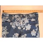 Chico's  Girlfriend Slim Leg Ankle Jeans Floral Print Stretch Blue Denim Size 0.5 Photo 4