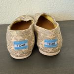 Toms  Classic Starfish Women’s Slip-On Size 7 Photo 3