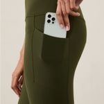 Athleta  SALUTATION STASH HIGH RISE 7/8 TIGHT ASPEN OLIVE SIZE SMALL A3 Photo 5