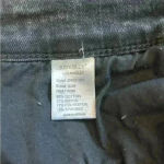 Judy Blue  high rise skinny fit black distressed capri jeans in size 9 / 29 Photo 4