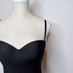 SKIMS NWT  Body Underwire Thong Bodysuit Photo 2