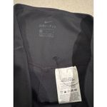 Nike Dri Fit Womens Black Athletic Leggings Capris Cropped Size M Photo 3