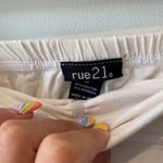 Rue 21 Top Photo 3