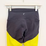 Zyia Parallel Luxe Ruched Athletic Workout Leggings Gray Bright Yellow Size 0 Photo 6