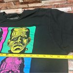 Universal Studios women’s Black Graphic T Photo 8