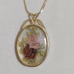 Roses Pendant Necklace 29 Inch Vintage Flowers Oval Pink Red Gold Tone Frame Photo 8