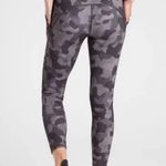 Athleta  Lightning Camo 7/8 tight leggings women’s size small Photo 46