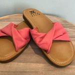 Billabong  Malibu Flat Pink Sandal size 7.5 Photo 0