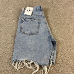 Lovers + Friends NWT Devon High Rise 90s Cut Off Jean Denim Shorts Size 25 Photo 7
