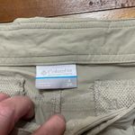Columbia  Capri Active Ankle Pants Size 8 Photo 2