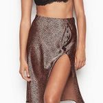Victoria's Secret Cheetah print split front pull on slip skirt Photo 0