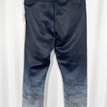 Good American Cinched Waist Ombré Camo Camouflage Capri Leggings: Black/Grey Photo 3