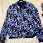 Women’s XL Gap Navy and blue floral bomber jacket, lightweight Photo 0