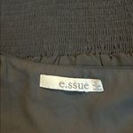 Essue E.SSUE black slightly cropped dressy blouse Photo 4
