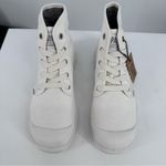 Palladium  Pampa Hi Bootie in Star White size 7 Lug Sole Photo 5