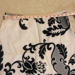 Peter Nygard  100% Silk White Lined‎ Midi Skirt w/Black Damask Pattern Size 8 Photo 2