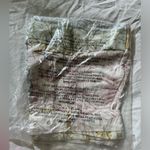 Red Dress Boutique NWT Ivory multi print shorts L Photo 3