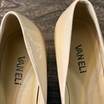 Vaneli Nude Cream Patent Leather Pumps Heels Block Chunky 3” Heel Pointed Toe Size 8.5 Photo 5