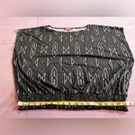   Blouse Ellen tracy green multicolors stamps top blouse size Large Photo 10