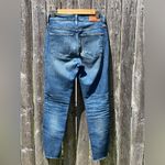 Madewell 10" High-Rise Skinny Jeans: Cutout Tulip Hem Edition Photo 13