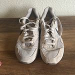 Nike  Venture Runner Women’s Size 7 Grey & Brown Photo 1